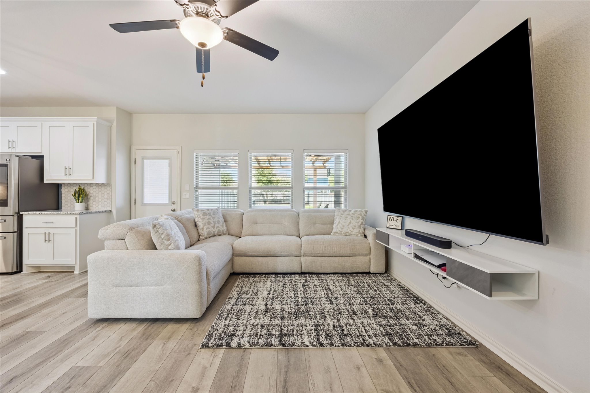  8720 Mina Drive, Austin, TX 78747 - 物件實景