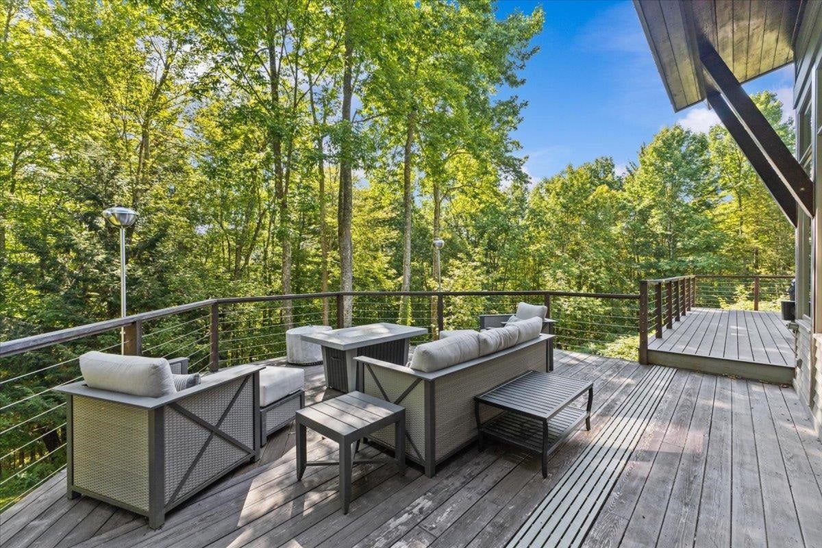 Stowe, Vermont, 05672, United States, 6 Bedrooms Bedrooms, ,3 BathroomsBathrooms,Residential,For Sale,1939476