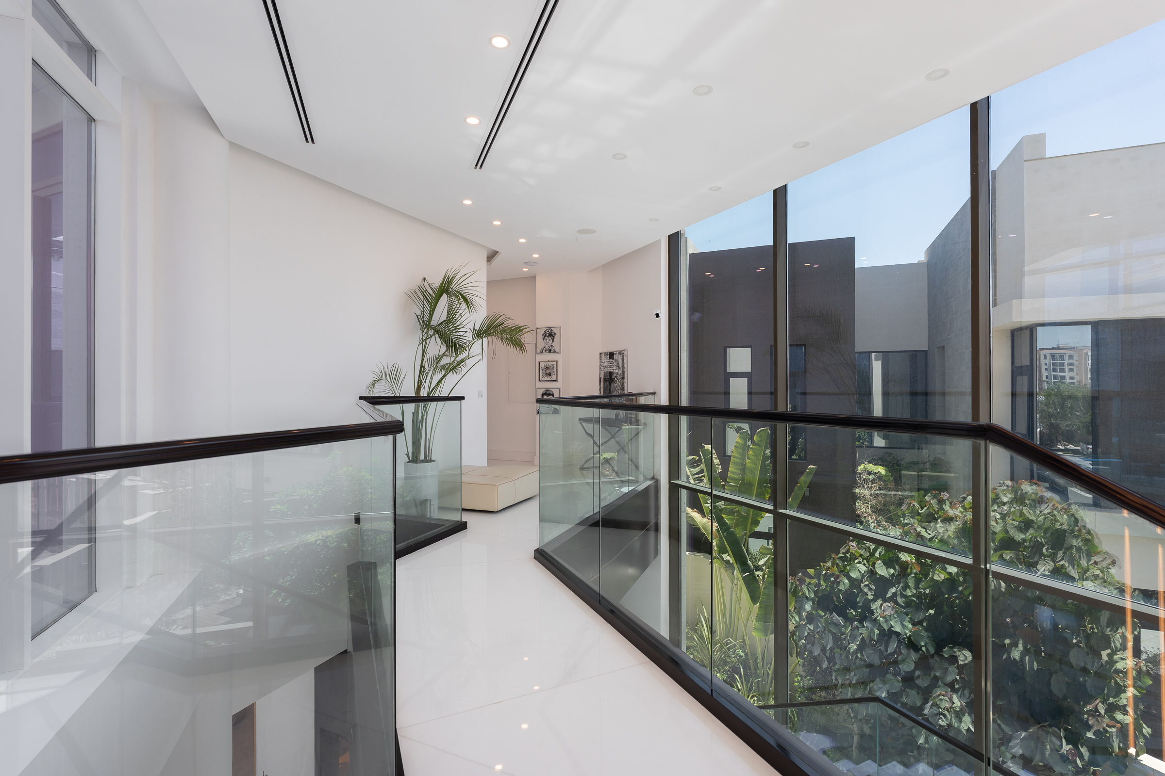  Breathtaking Custom-Built Mansion in Jumeirah - 物件實景