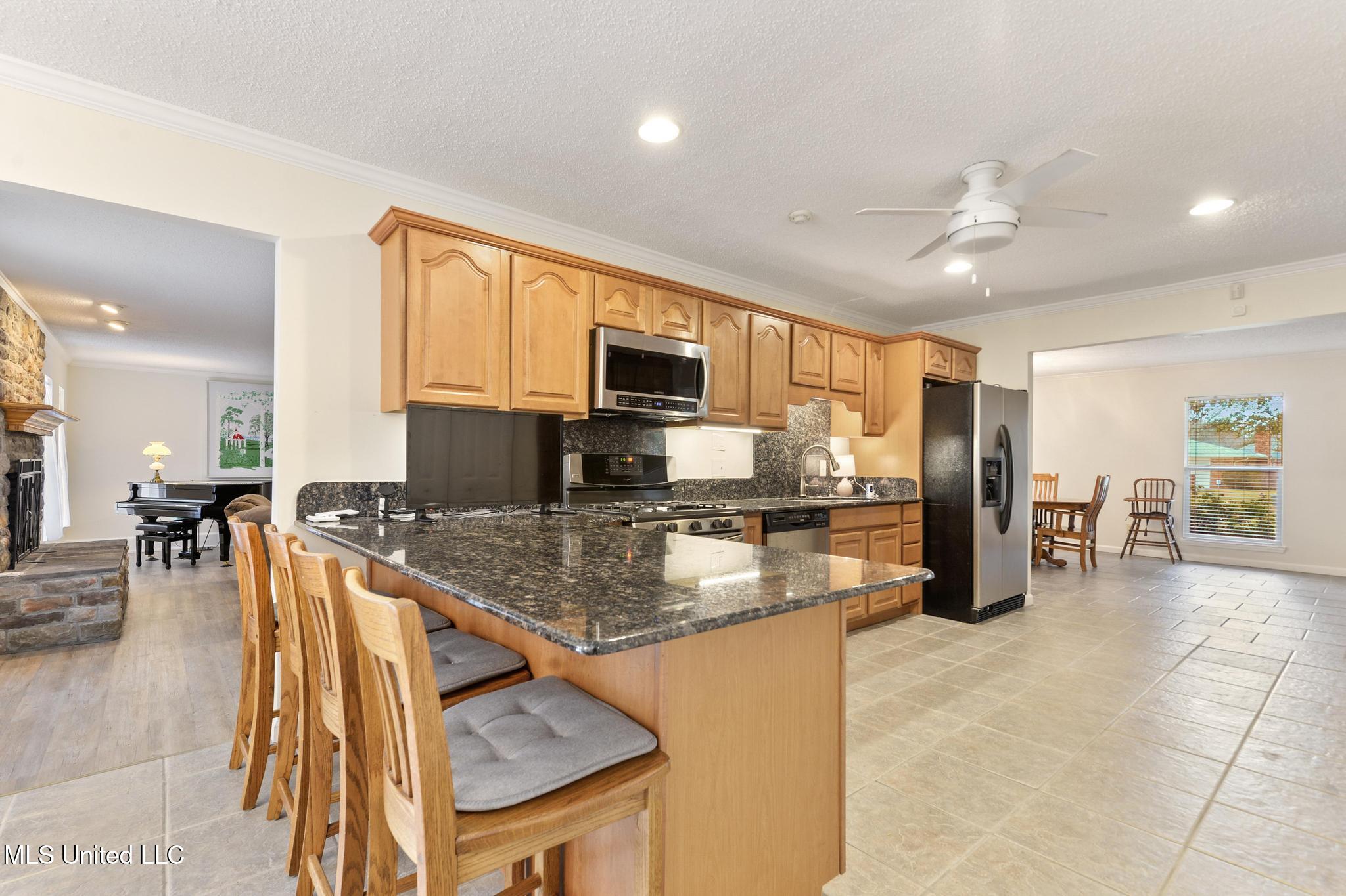 Gulfport, Mississippi, 39507, United States, 4 Bedrooms Bedrooms, ,2 BathroomsBathrooms,Residential,For Sale,2002135