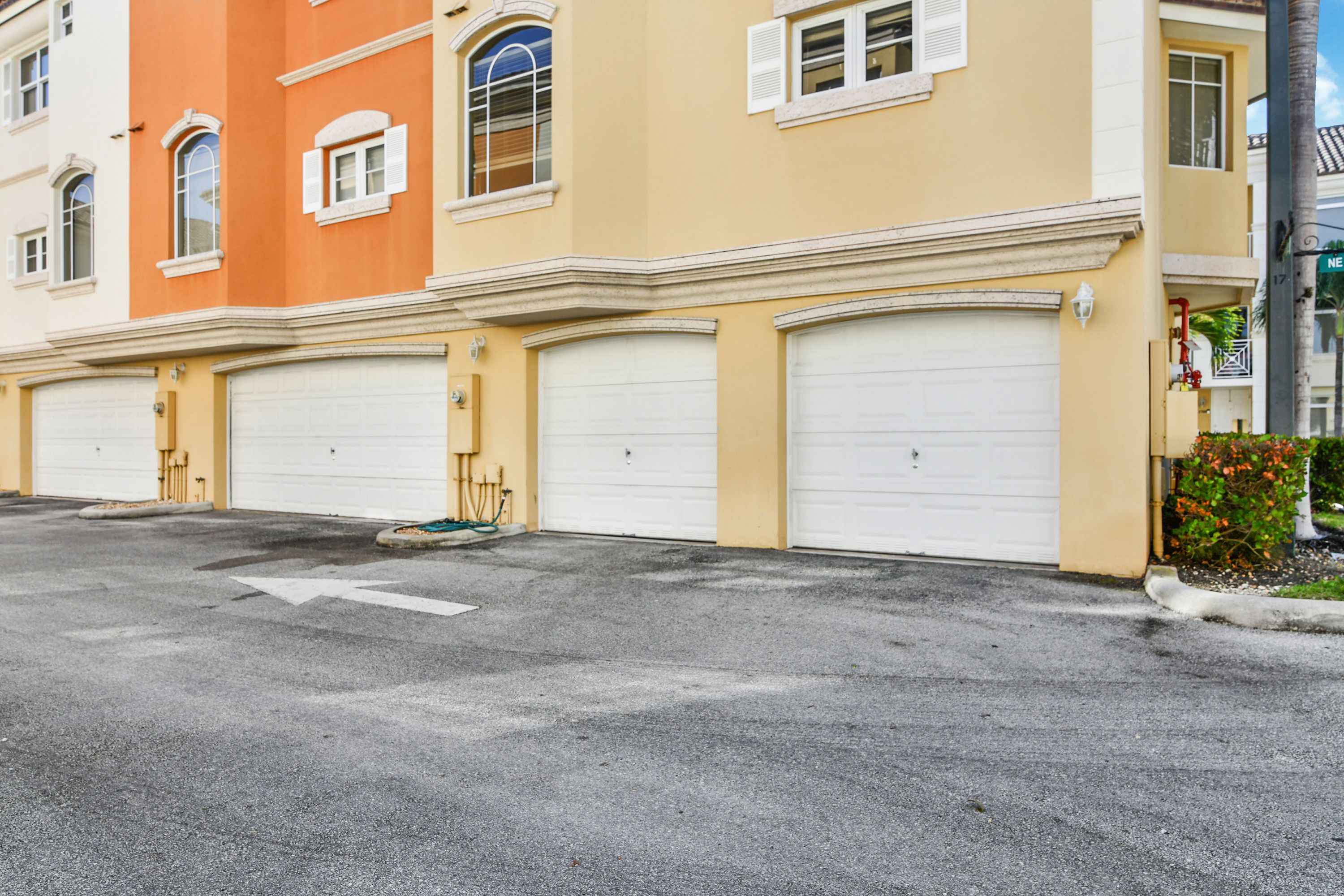  2707 NE 184th Ter, Aventura, FL, 33160 - 物件實景
