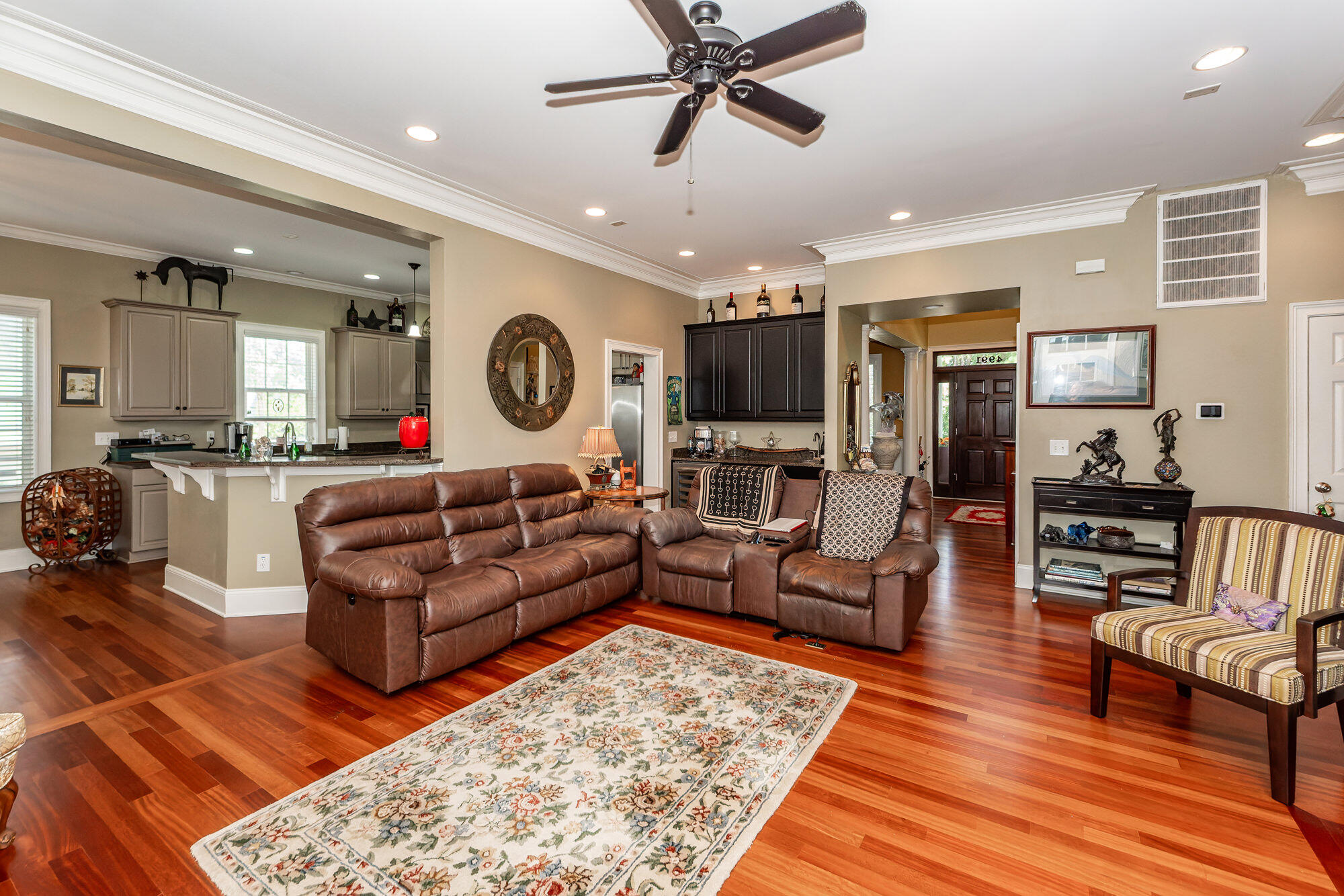 Mount Pleasant, South Carolina, 29466, United States, 5 Bedrooms Bedrooms, ,4 BathroomsBathrooms,Residential,For Sale,1792938