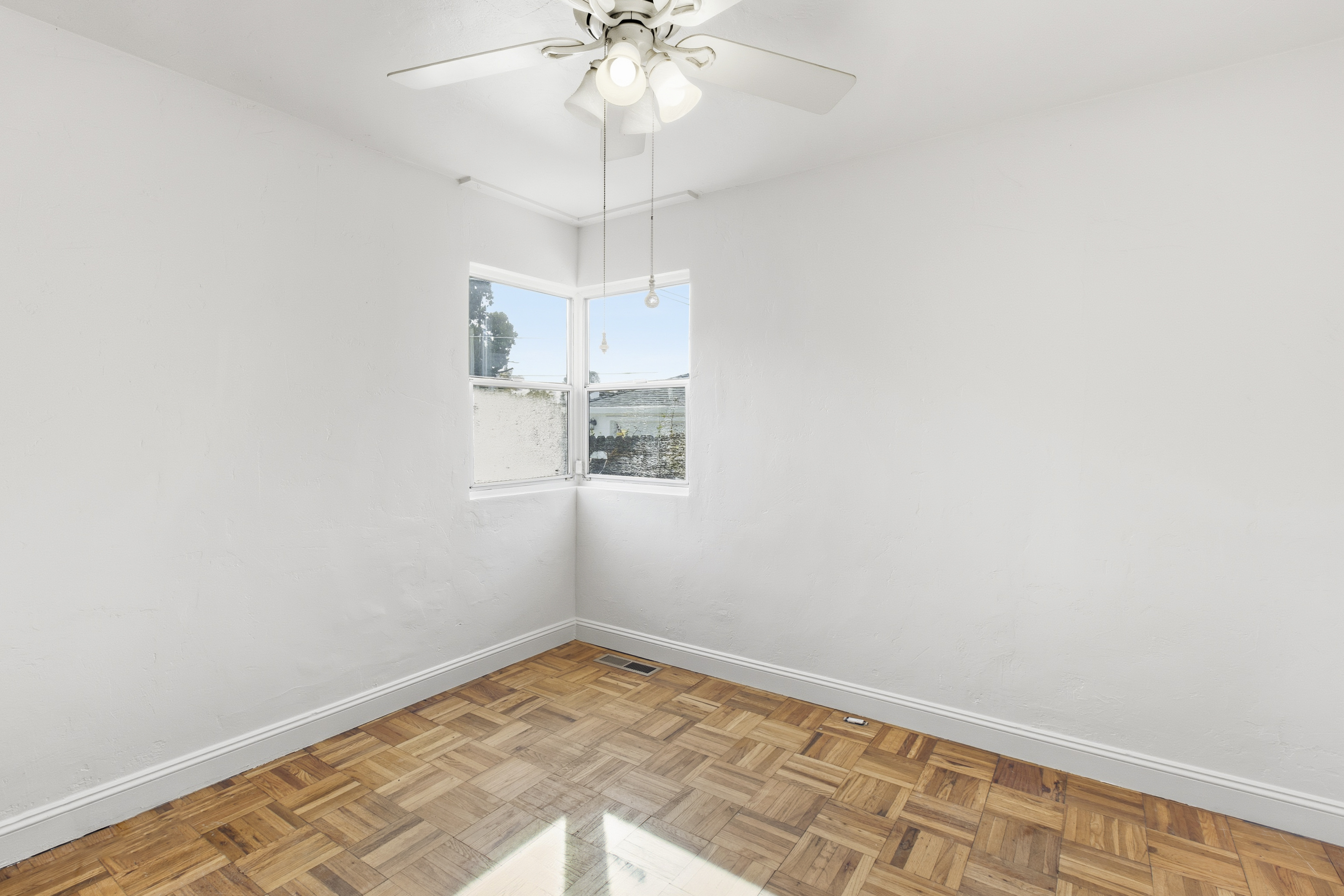  711 El Encino Way, Sacramento, CA 95864 - 物件實景