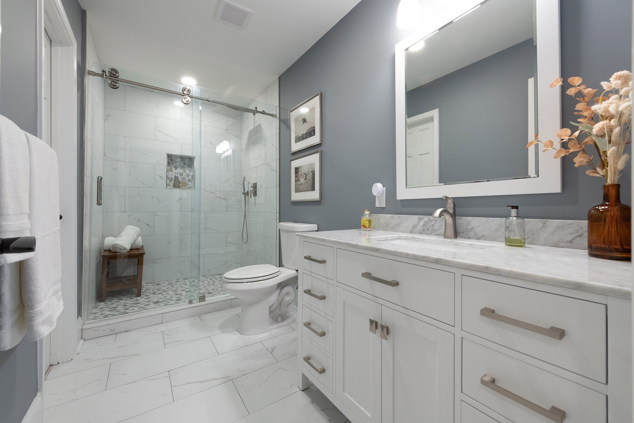  Charming Ranch Home with Heated Pool in a Great Sandy Springs Location - 物件實景