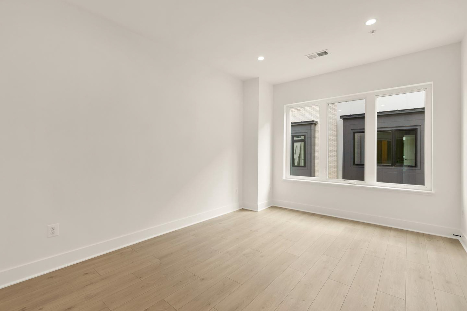  2615 Olmsted Court NW, Washington, DC, 20001 - 物件實景