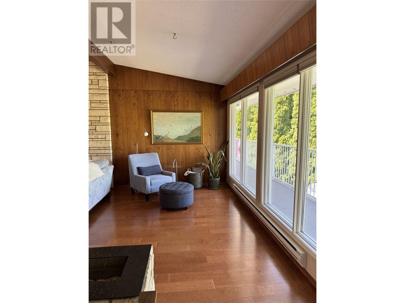 KAMLOOPS, British Columbia, V2C 4P7, CA, 4 Bedrooms Bedrooms, ,3 BathroomsBathrooms,Residential,For Sale,1858047