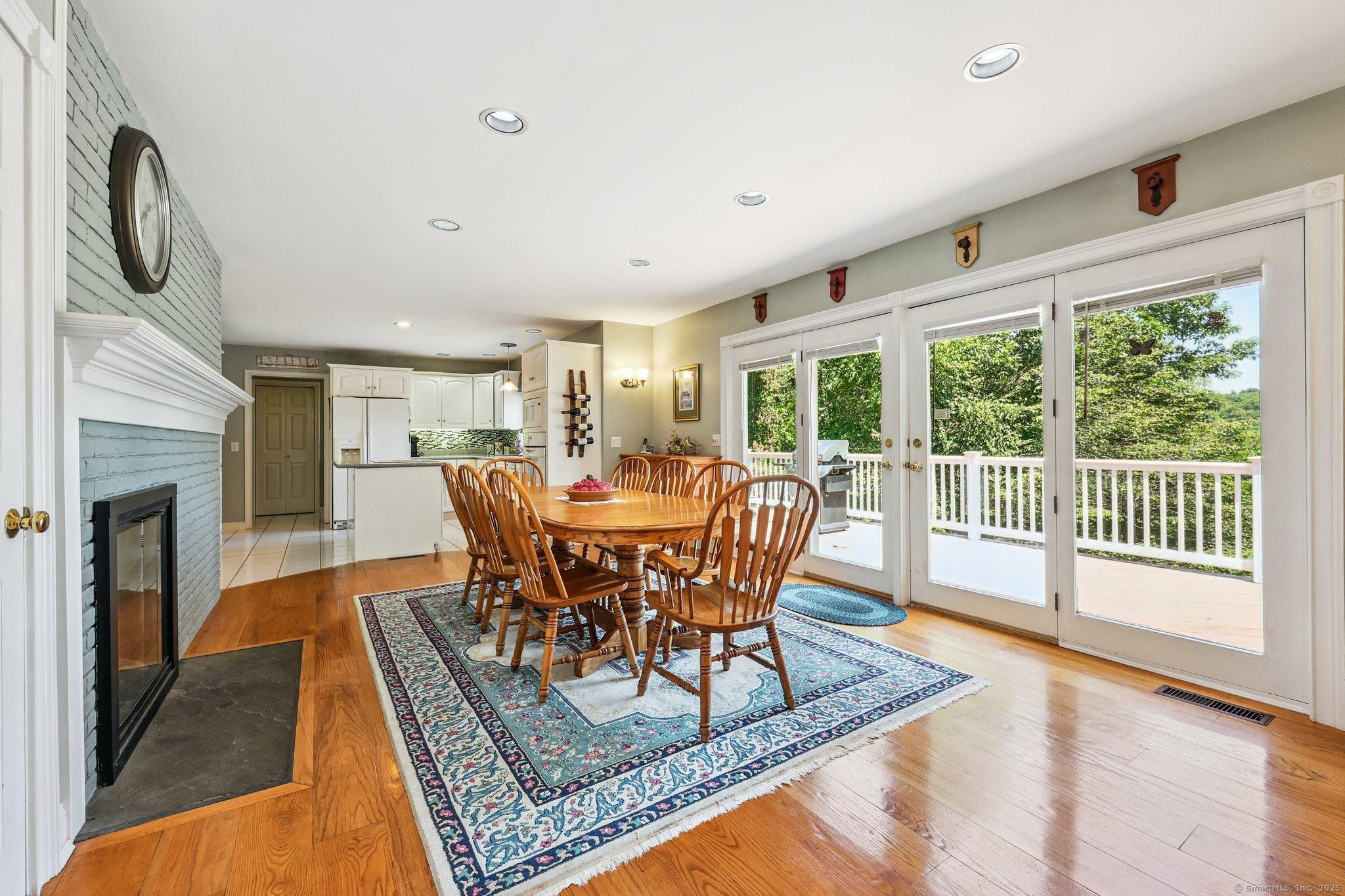 Westbrook, Connecticut, 06498, United States, 5 Bedrooms Bedrooms, ,6 BathroomsBathrooms,Residential,For Sale,1937602