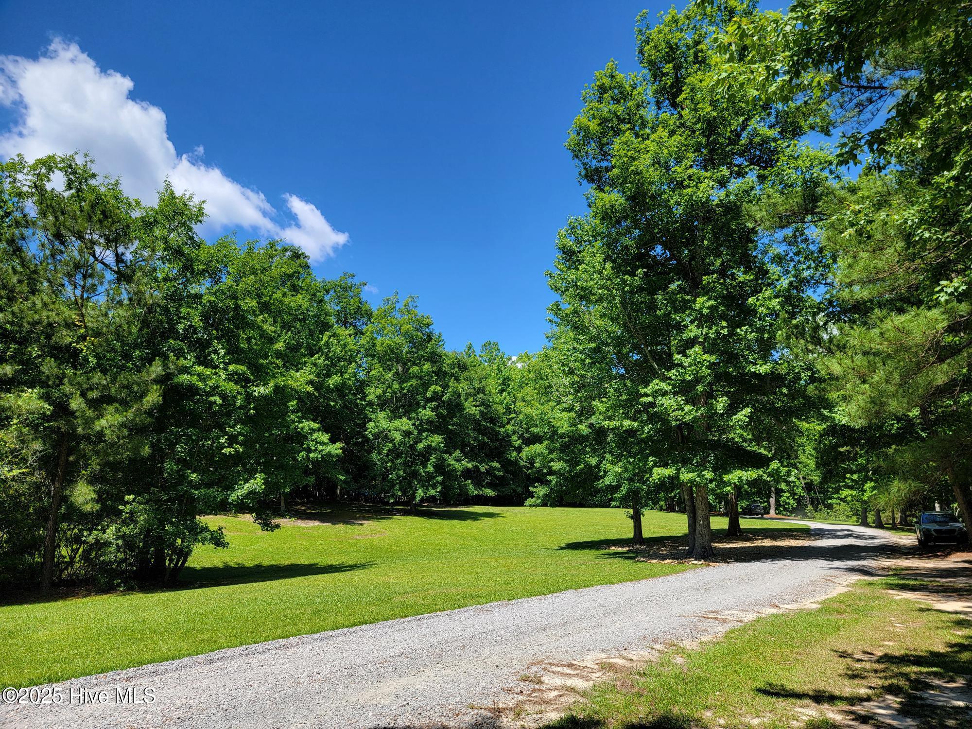 Chocowinity, North Carolina, 27817, United States, 4 Bedrooms Bedrooms, ,5 BathroomsBathrooms,Residential,For Sale,1827727