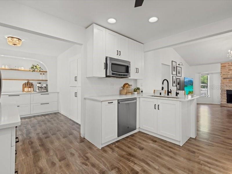 Punta Gorda, Florida, 33982, United States, 3 Bedrooms Bedrooms, ,2 BathroomsBathrooms,Residential,For Sale,1901150