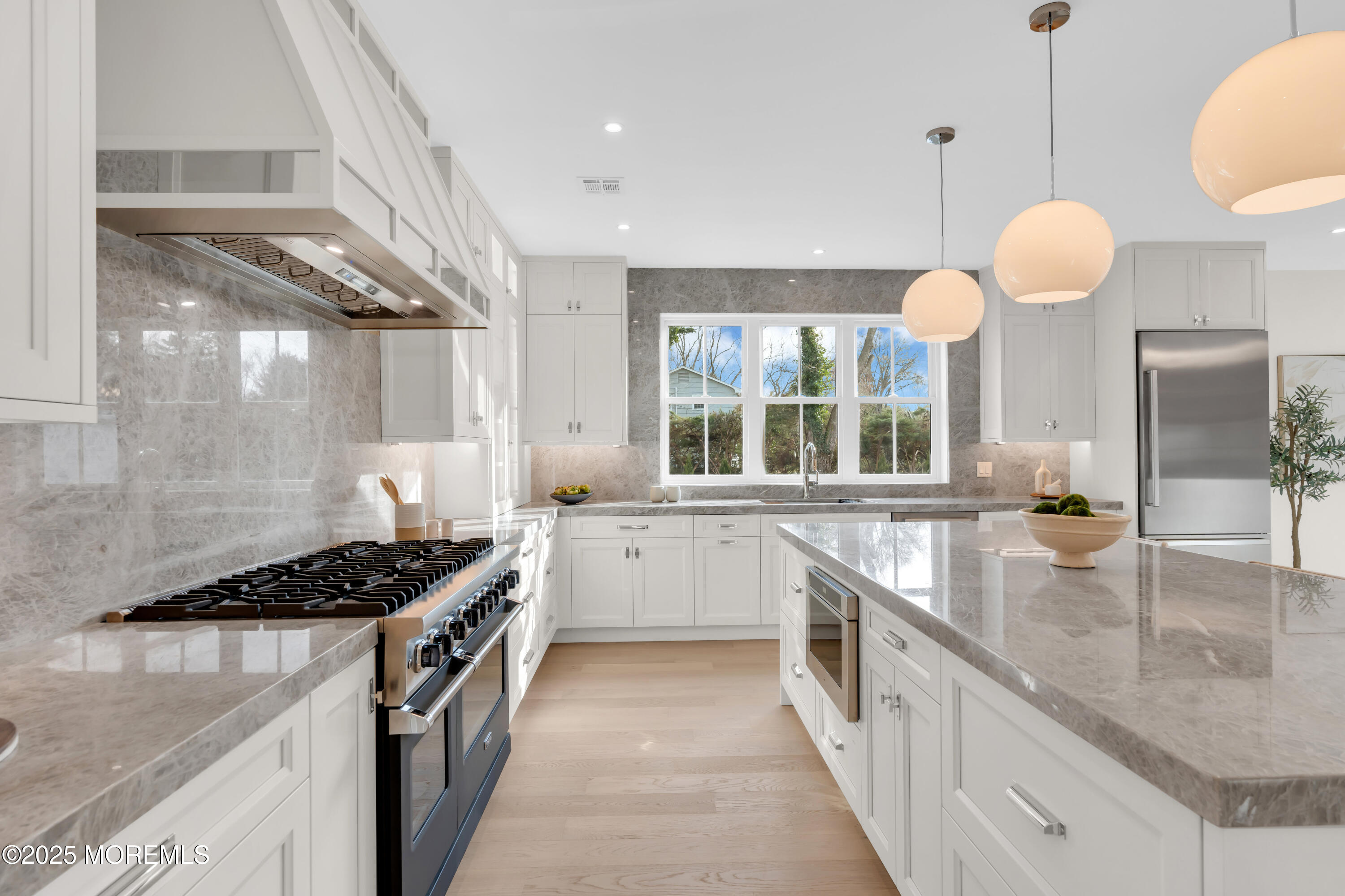 Little Silver, New Jersey, 07739, United States, 5 Bedrooms Bedrooms, ,5 BathroomsBathrooms,Residential,For Sale,2005340