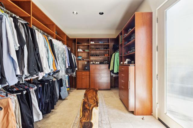 Indian Wells, California, 92210, United States, 5 Bedrooms Bedrooms, ,5 BathroomsBathrooms,Residential,For Sale,1984513