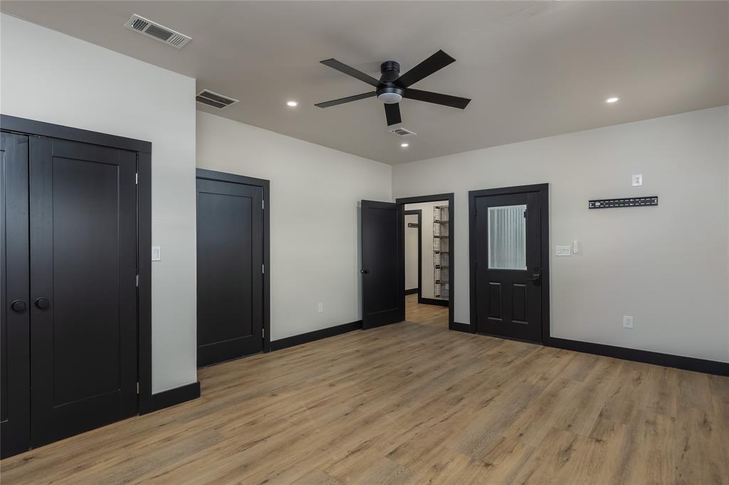 Mineral Wells, Texas, 76067, United States, 3 Bedrooms Bedrooms, ,2 BathroomsBathrooms,Residential,For Sale,2012284