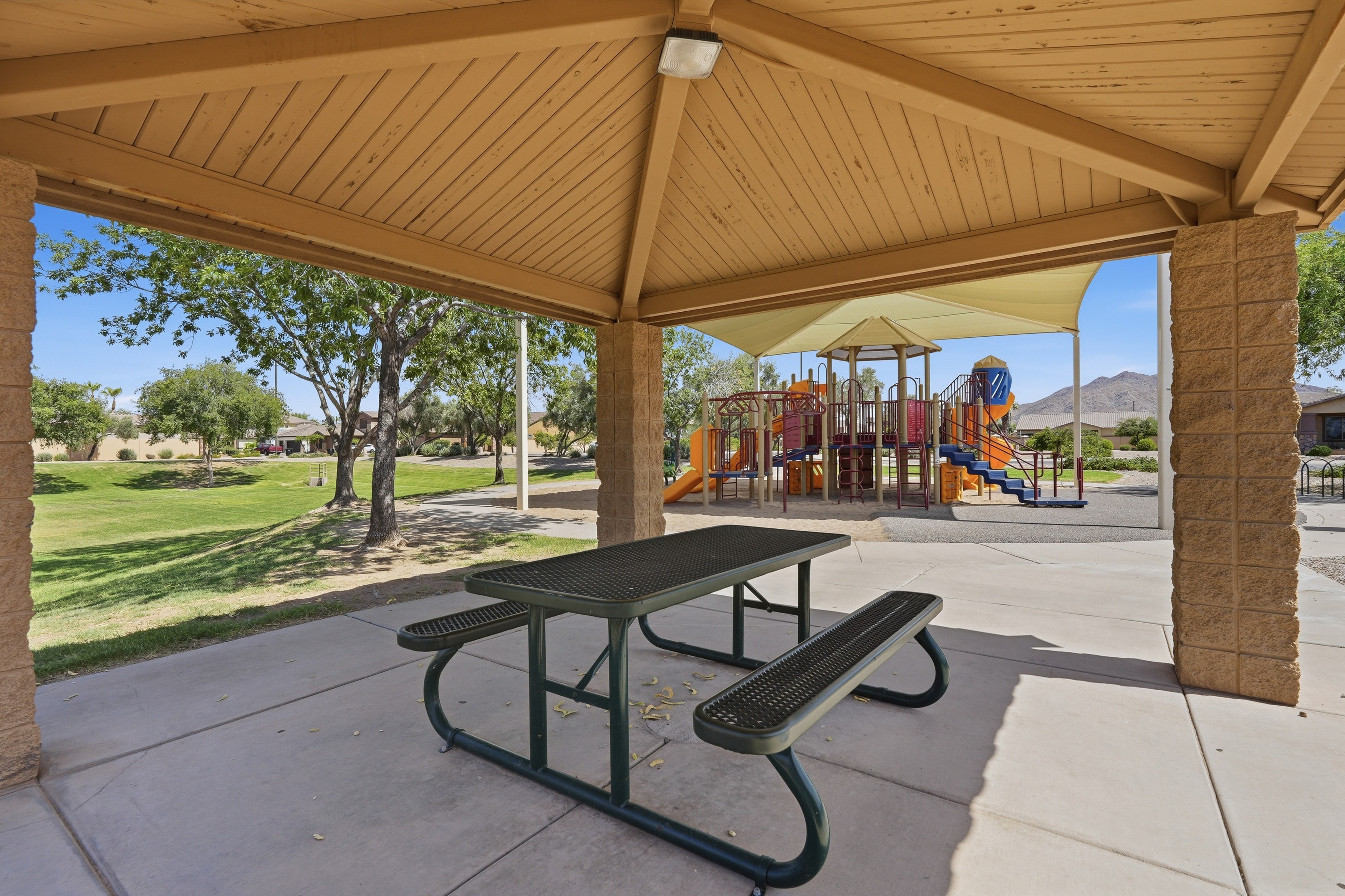  7037 S Trophy Lane  Gilbert, AZ - 物件實景