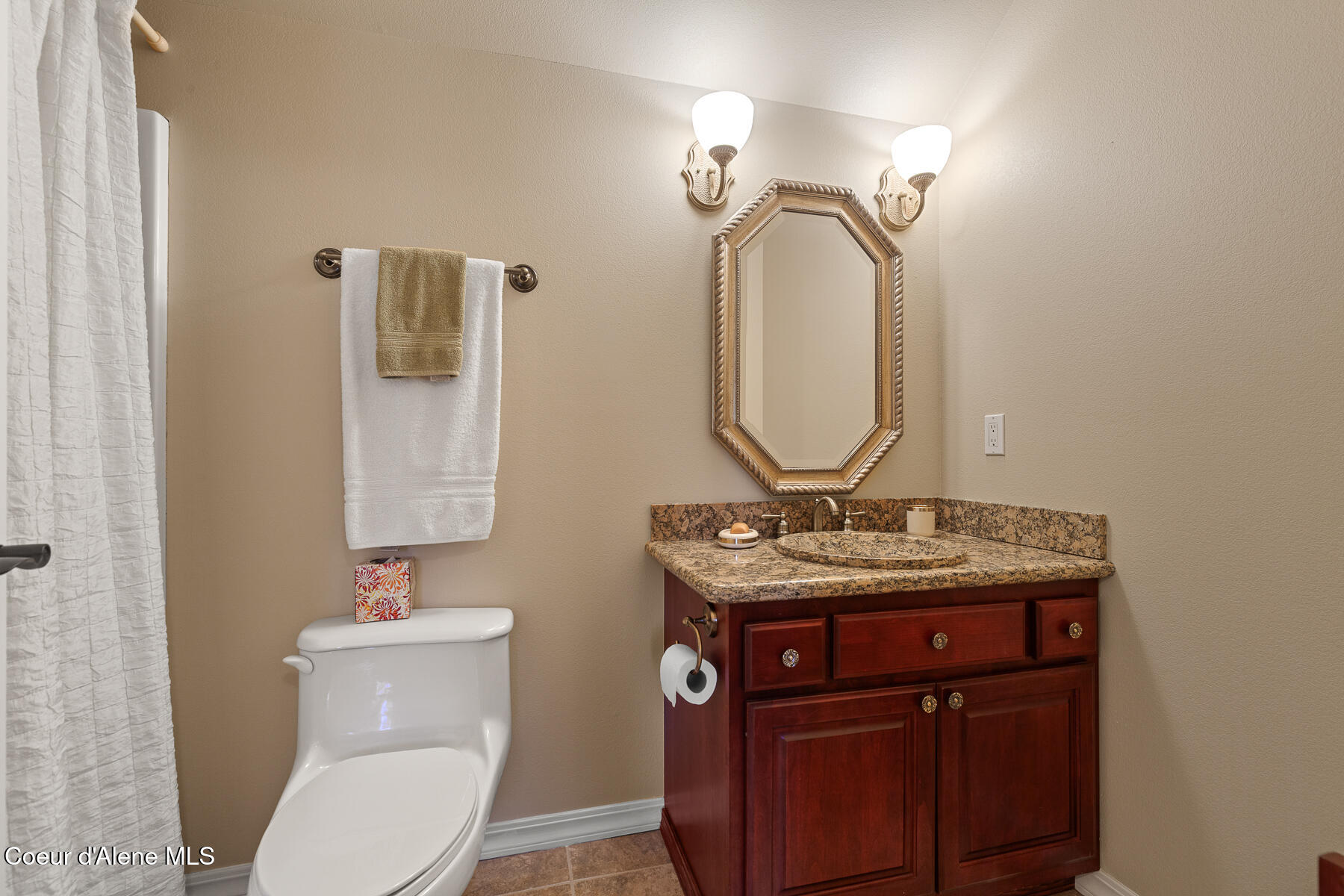Coeur d'Alene, Idaho, 83814, United States, 4 Bedrooms Bedrooms, ,Residential,For Sale,2048588