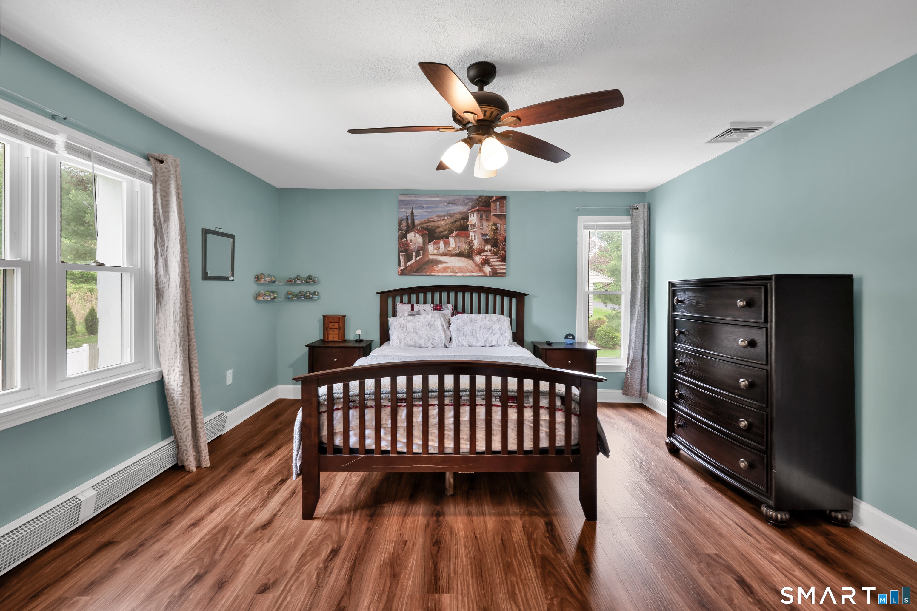 Southington, Connecticut, 06489, United States, 4 Bedrooms Bedrooms, ,3 BathroomsBathrooms,Residential,For Sale,2048016