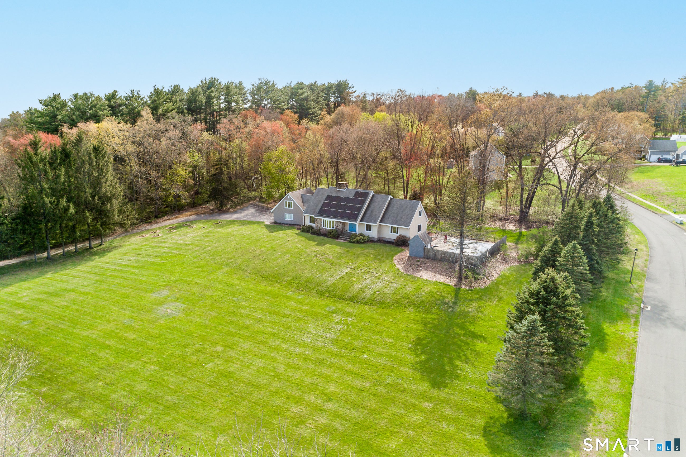 Ellington, Connecticut, 06029, United States, 5 Bedrooms Bedrooms, ,4 BathroomsBathrooms,Residential,For Sale,2041119