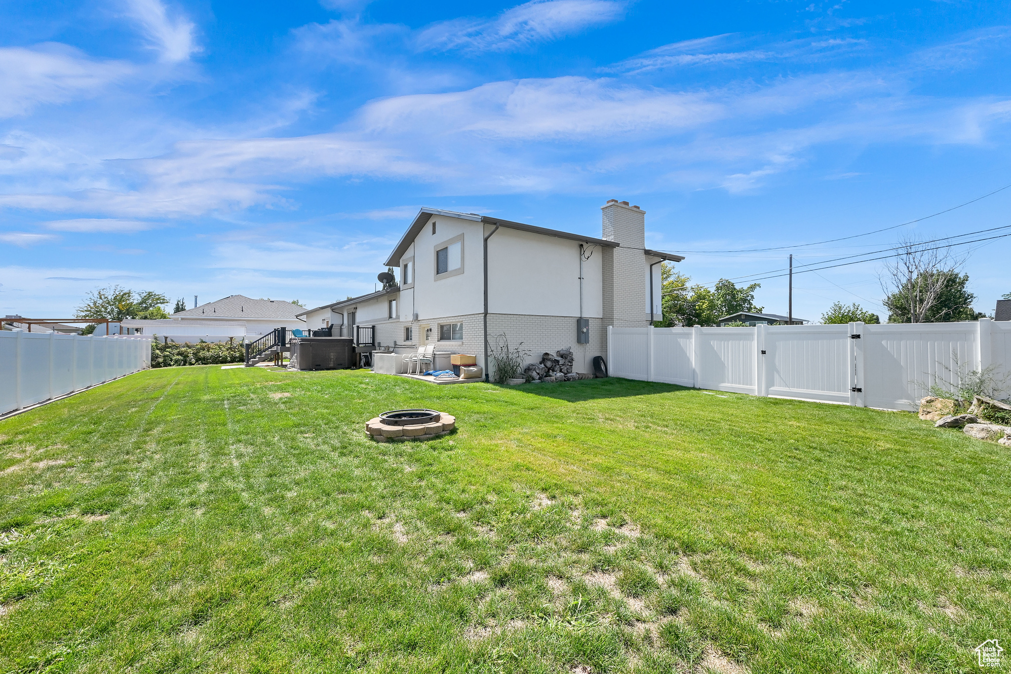 Syracuse, Utah, 84075, United States, 5 Bedrooms Bedrooms, ,2 BathroomsBathrooms,Residential,For Sale,1938699