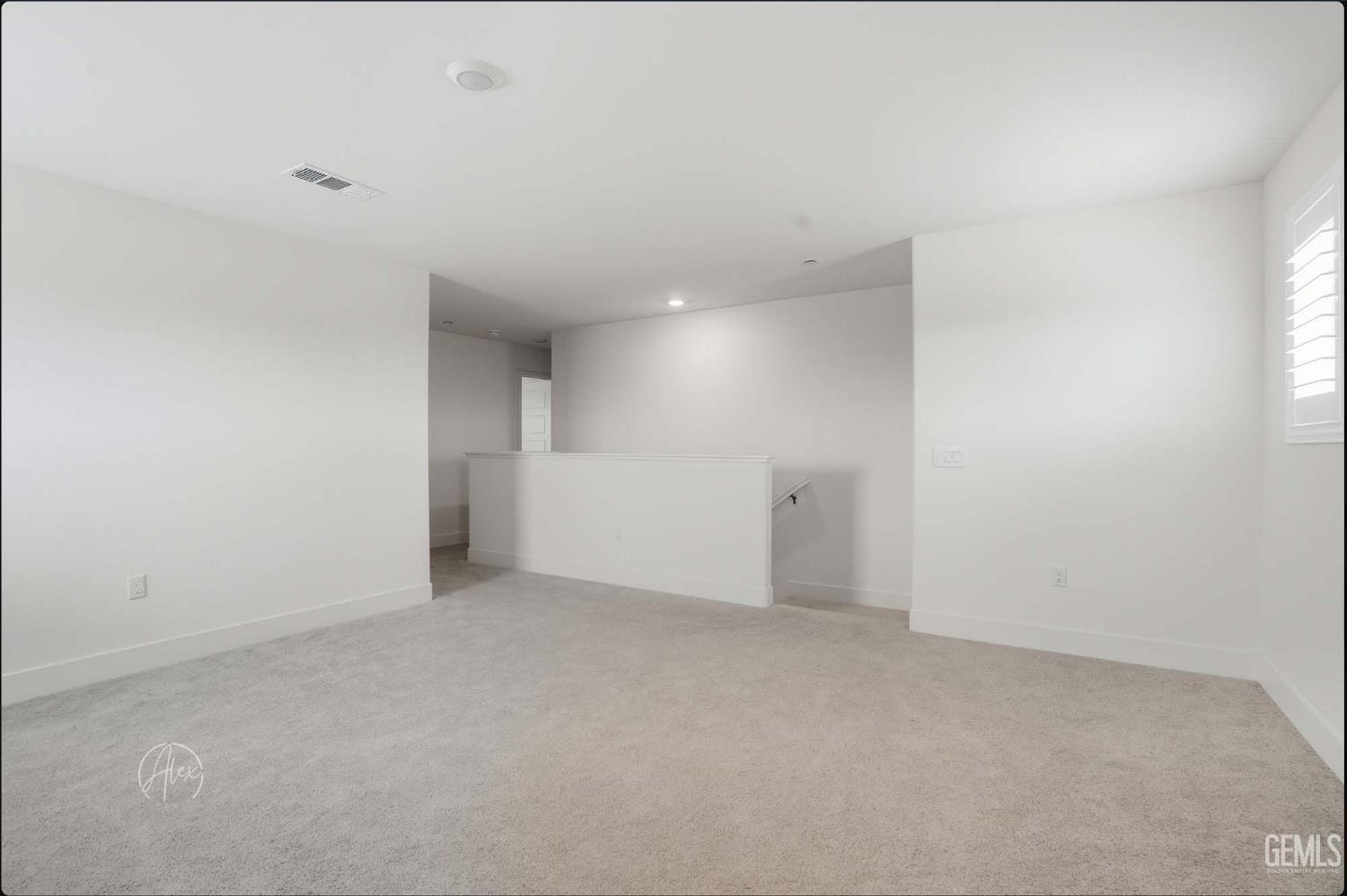 Bakersfield, California, 93314, United States, 5 Bedrooms Bedrooms, ,4 BathroomsBathrooms,Residential,For Sale,1983146