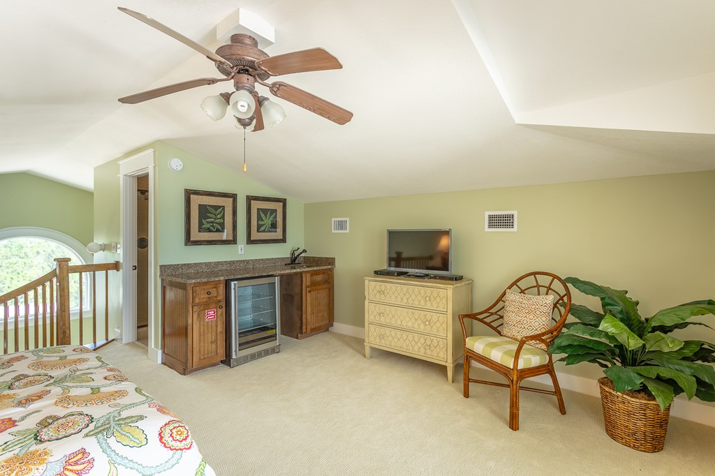 Saint George Island, Florida, 32328, United States, 5 Bedrooms Bedrooms, ,6 BathroomsBathrooms,Residential,For Sale,1976248