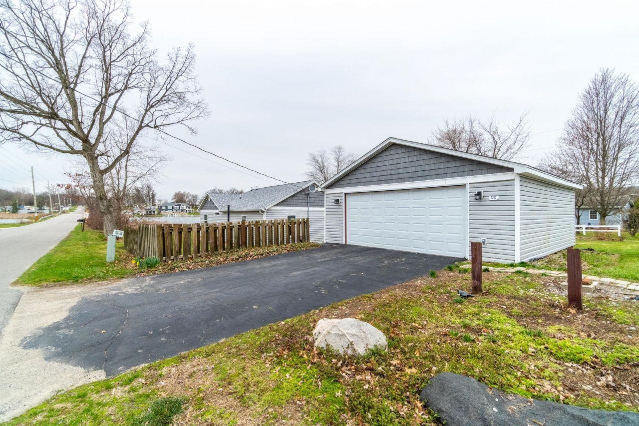 Angola, Indiana, 46703, United States, 2 Bedrooms Bedrooms, ,2 BathroomsBathrooms,Residential,For Sale,1768550