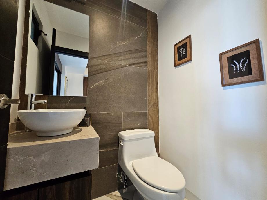 Torreón, Coahuila de Zaragoza, 27000, Mexico, 1 Bedroom Bedrooms, ,1 BathroomBathrooms,Residential,For Sale,1994701