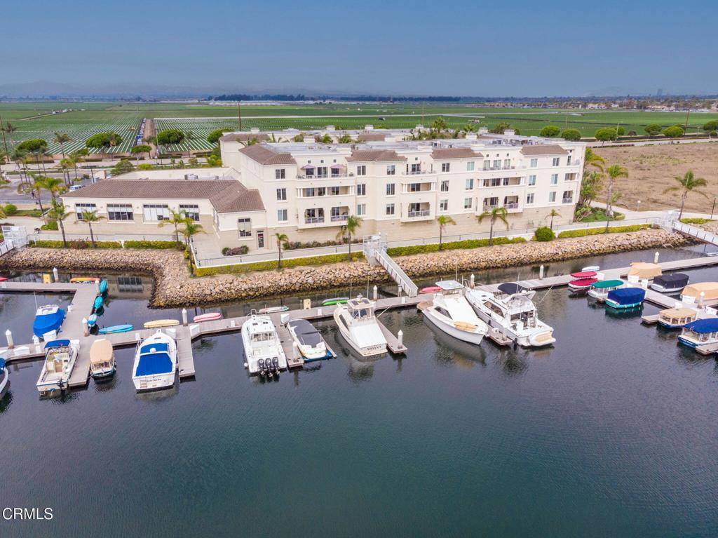 Oxnard, California, 93035, United States, 2 Bedrooms Bedrooms, ,3 BathroomsBathrooms,Residential,For Sale,1982158