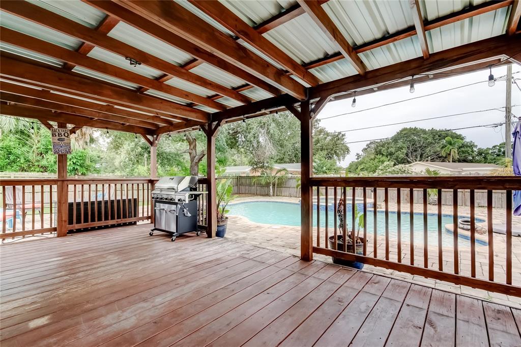 St Petersburg, Florida, 33710, United States, 3 Bedrooms Bedrooms, ,2 BathroomsBathrooms,Residential,For Sale,1877188