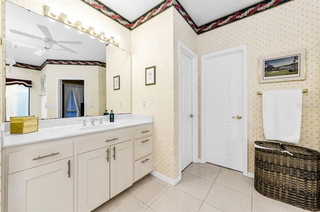 Seminole, Florida, 33777, United States, 4 Bedrooms Bedrooms, ,4 BathroomsBathrooms,Residential,For Sale,1933649