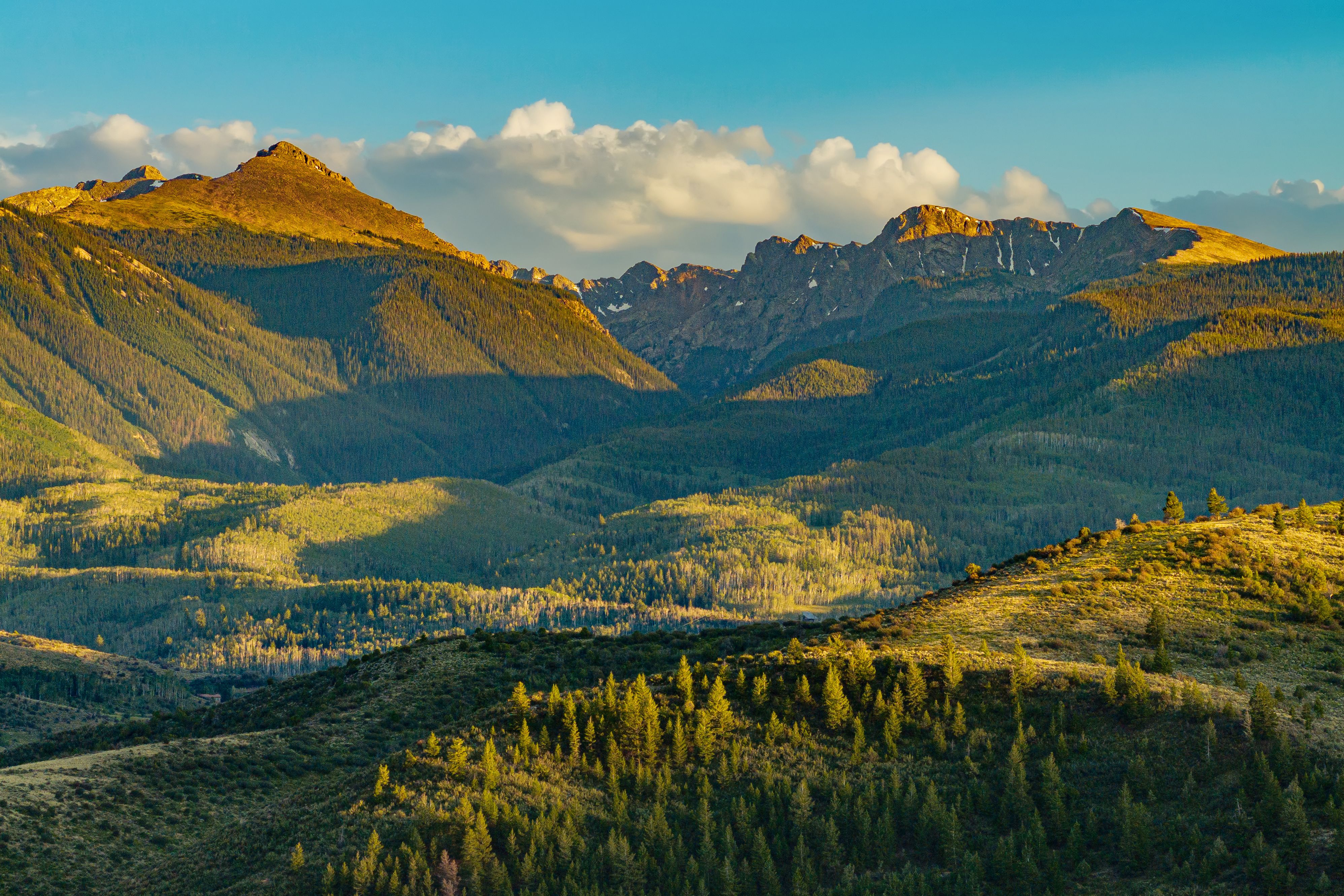  Tucked Within the Gates of Cordillera Valley Club - 物件實景