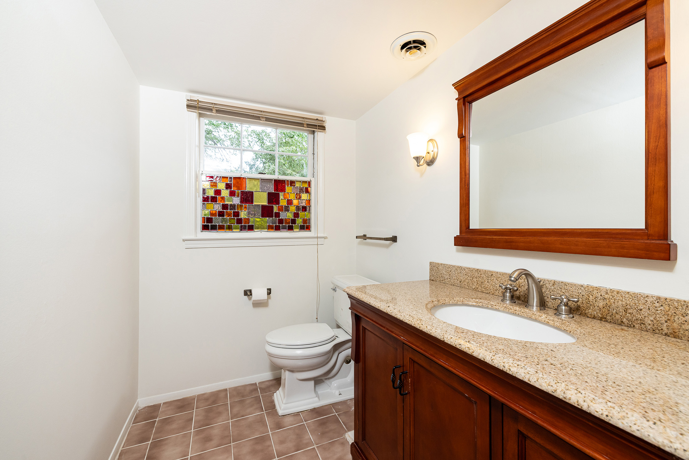  Beautifully Updated Home in Sought-after Arden Woods Neighborhood of Dunwoody - 物件實景