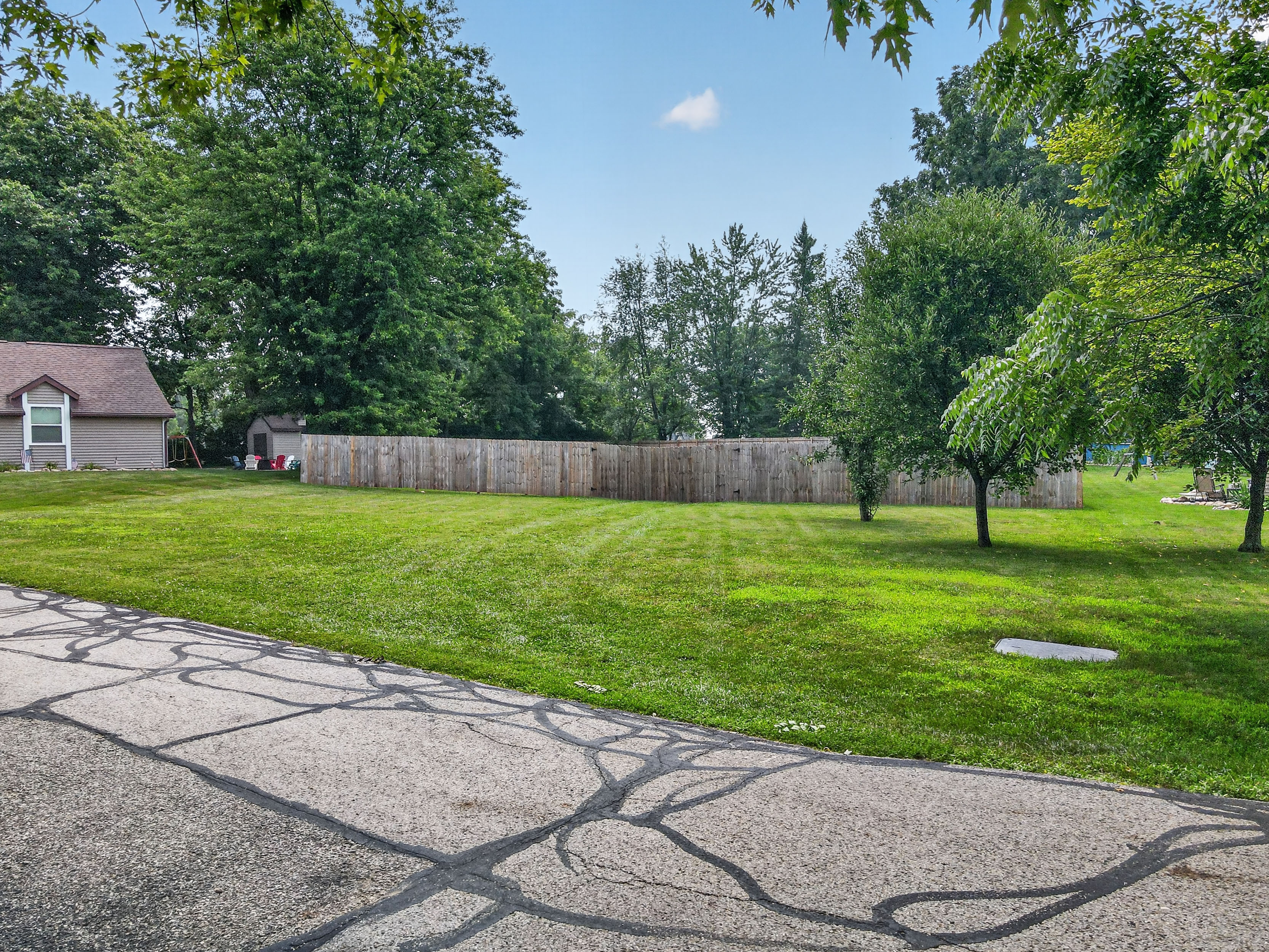  Build Your Dream Home on Quiet Cul-De-Sac Lot - 物件實景