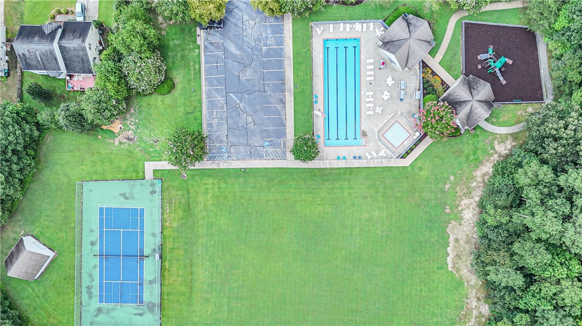 Williamsburg, Virginia, 23185, United States, 4 Bedrooms Bedrooms, ,3 BathroomsBathrooms,Residential,For Sale,1901513