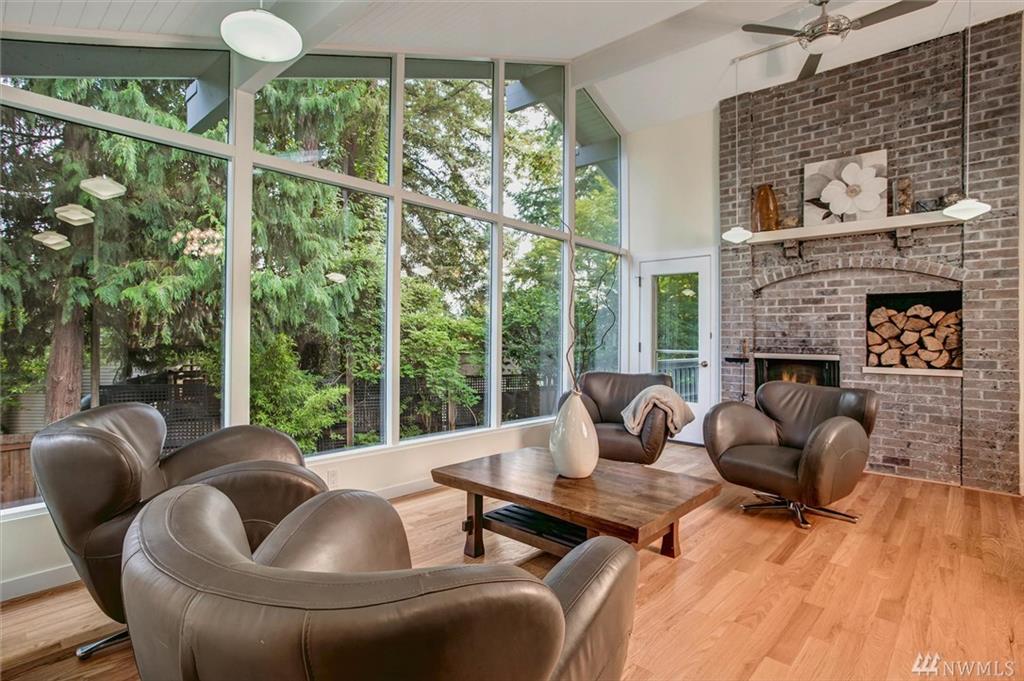 7704 88th PL, Mercer Island, Washington, 98040, United States, 4 Bedrooms Bedrooms, ,4 BathroomsBathrooms,Residential,For Sale,7704 88th PL,1435219