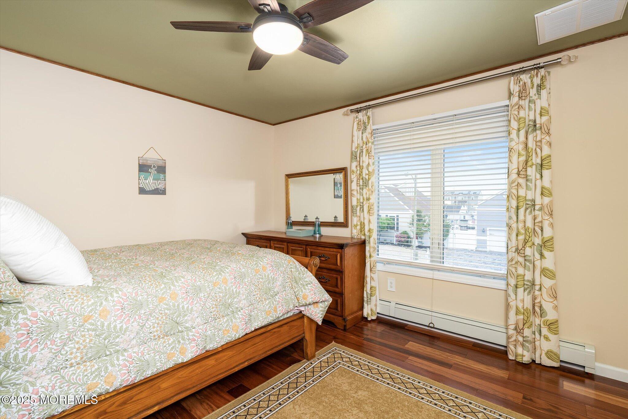 Manahawkin, New Jersey, 08050, United States, 3 Bedrooms Bedrooms, ,2 BathroomsBathrooms,Residential,For Sale,1905747