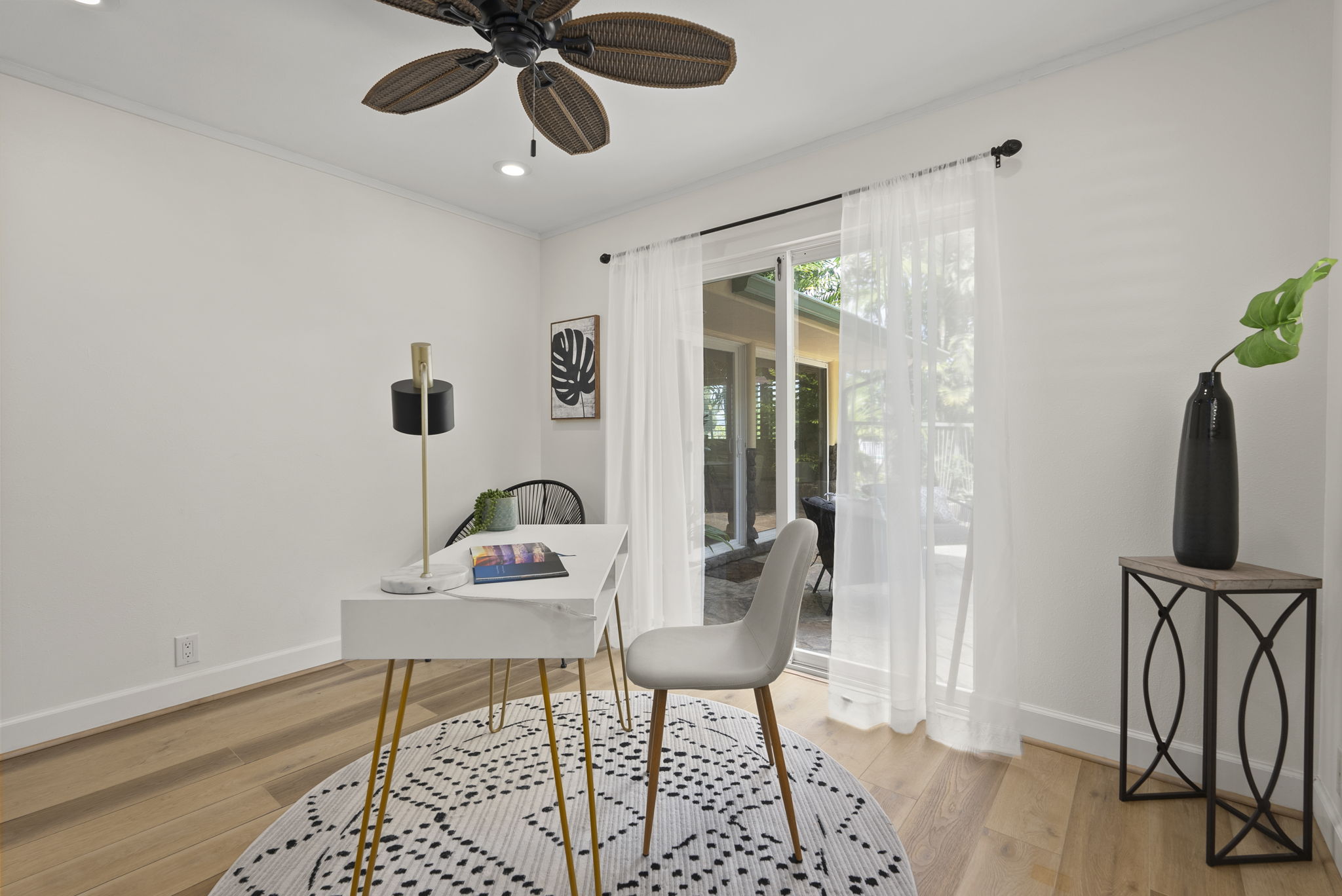 Kailua, Hawaii, 96734, United States, 6 Bedrooms Bedrooms, ,4 BathroomsBathrooms,Residential,For Sale,1981977