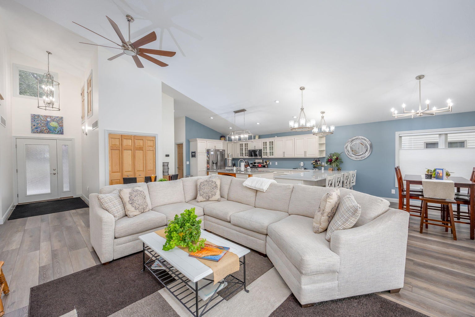 Canadian Lakes, Michigan, 49346, United States, 4 Bedrooms Bedrooms, ,3 BathroomsBathrooms,Residential,For Sale,1976401