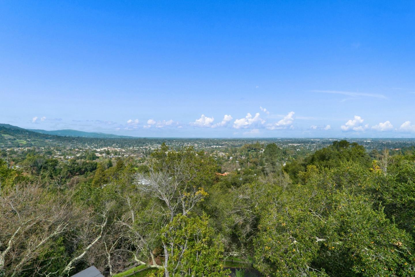 Los Gatos, California, 95030, United States, 5 Bedrooms Bedrooms, ,6 BathroomsBathrooms,Residential,For Sale,1997013