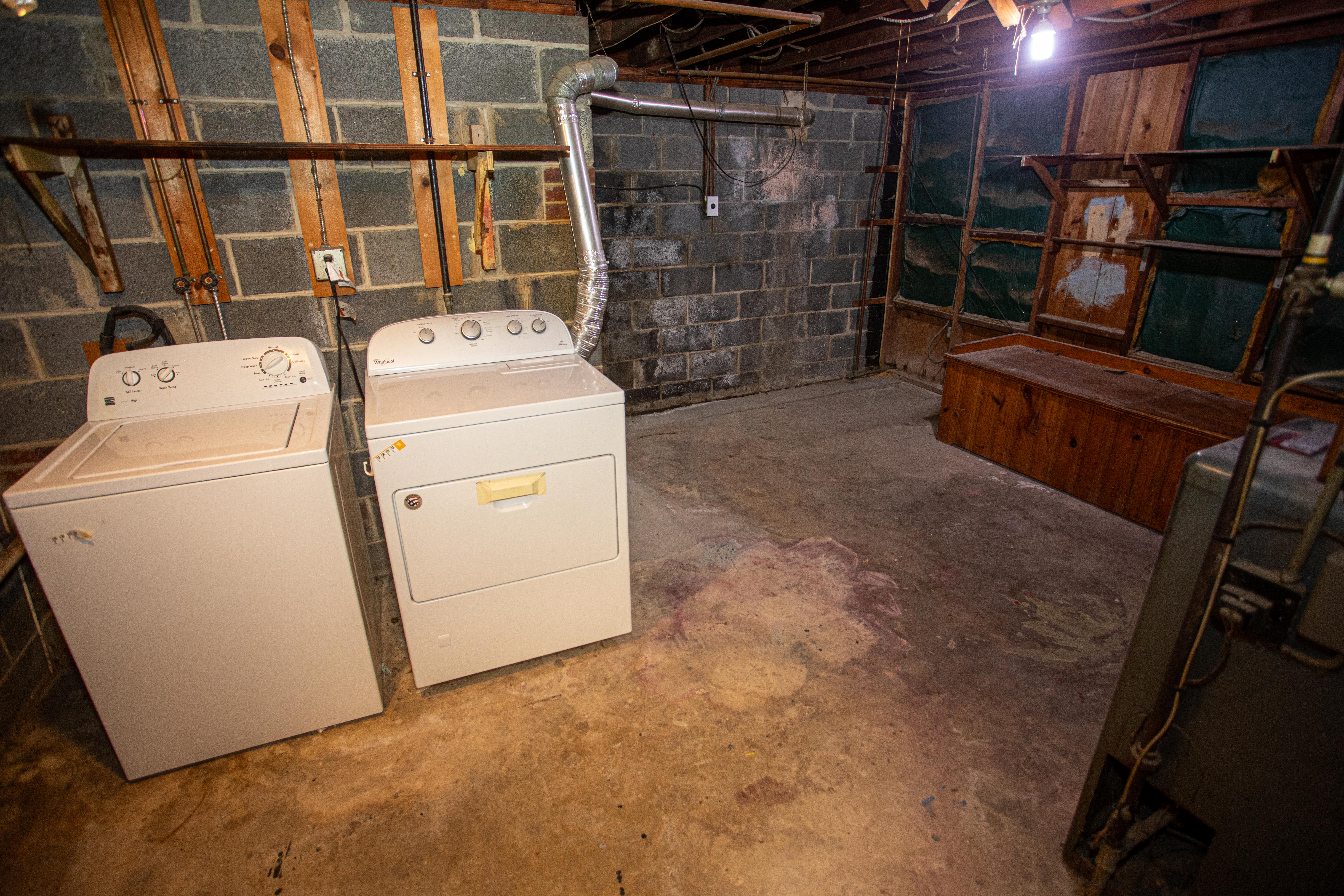 1220 - South Amboy, New Jersey, 08879, United States, 3 Bedrooms Bedrooms, ,2 BathroomsBathrooms,Residential,For Sale,1983627