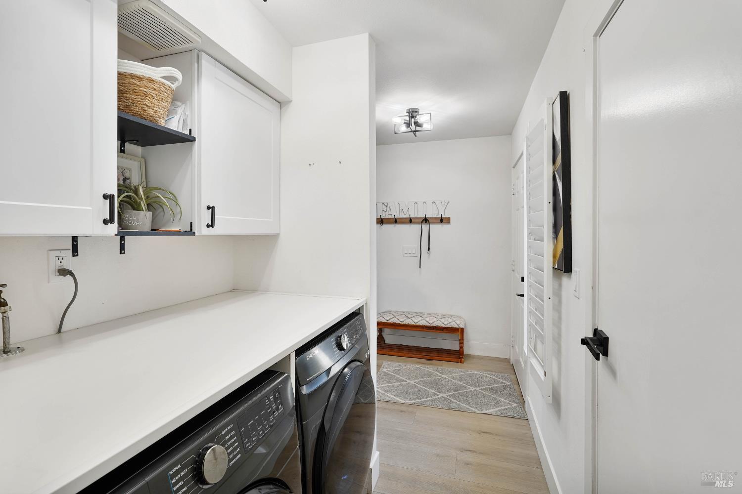 Richmond, California, 94805, United States, 3 Bedrooms Bedrooms, ,3 BathroomsBathrooms,Residential,For Sale,1938179