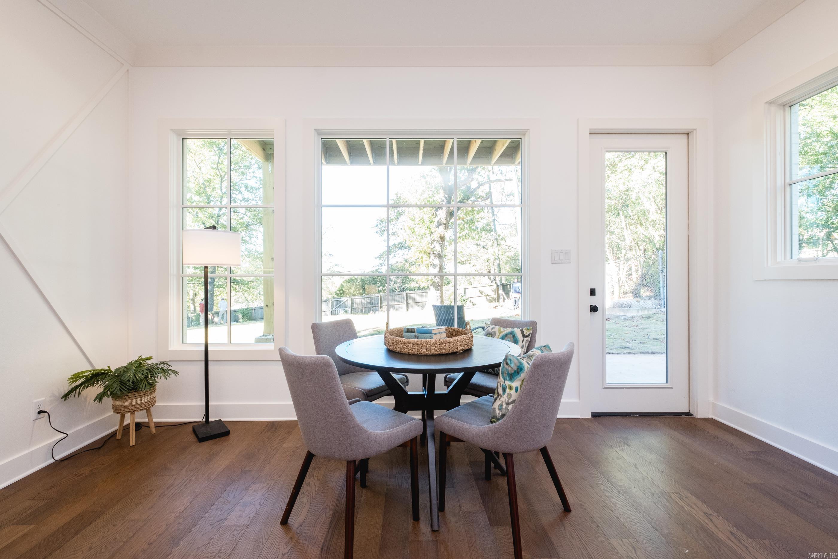 Little Rock, Arkansas, 72207, United States, 4 Bedrooms Bedrooms, ,4 BathroomsBathrooms,Residential,For Sale,1987623