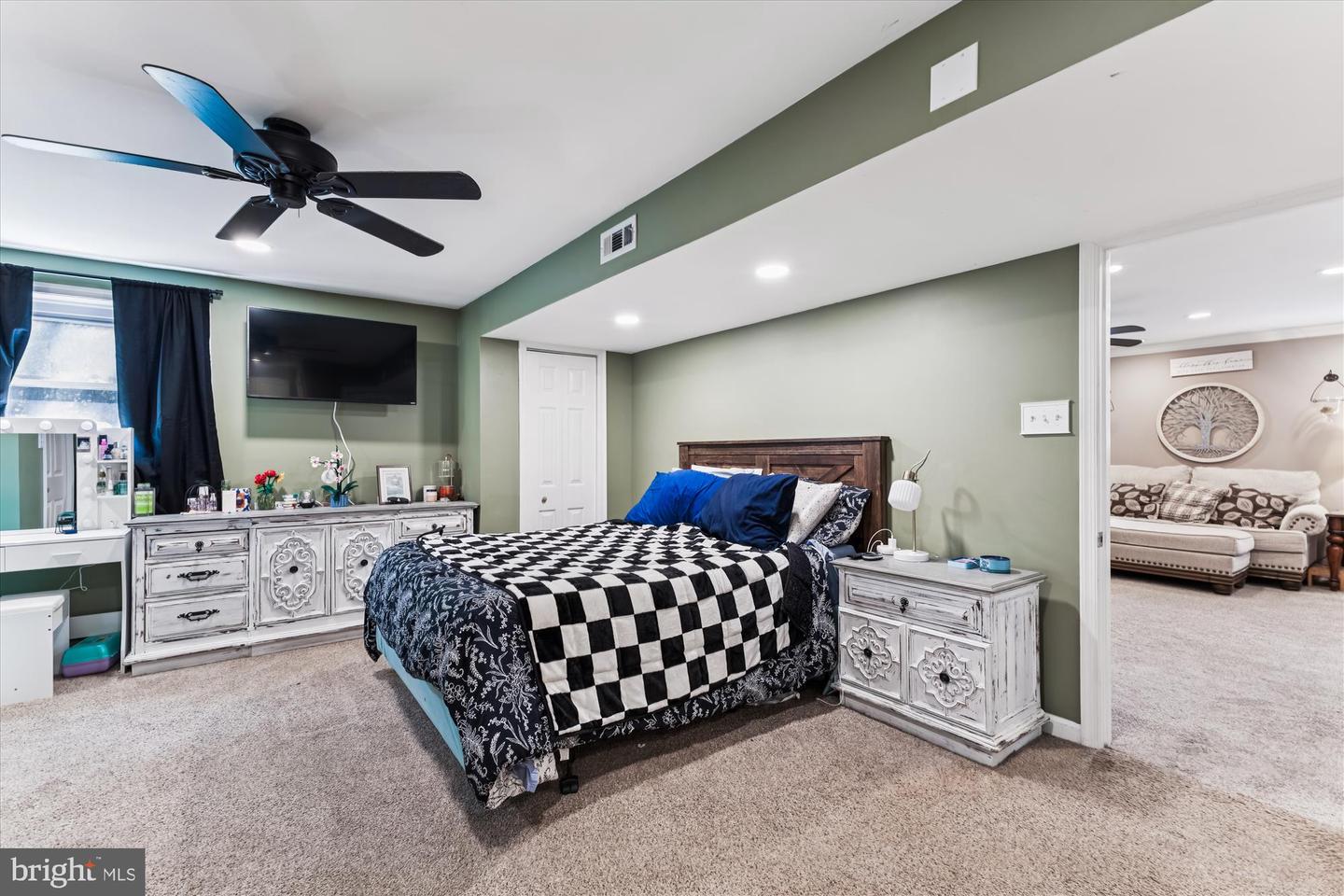 Stevensville, Maryland, 21666, United States, 5 Bedrooms Bedrooms, ,3 BathroomsBathrooms,Residential,For Sale,2003489