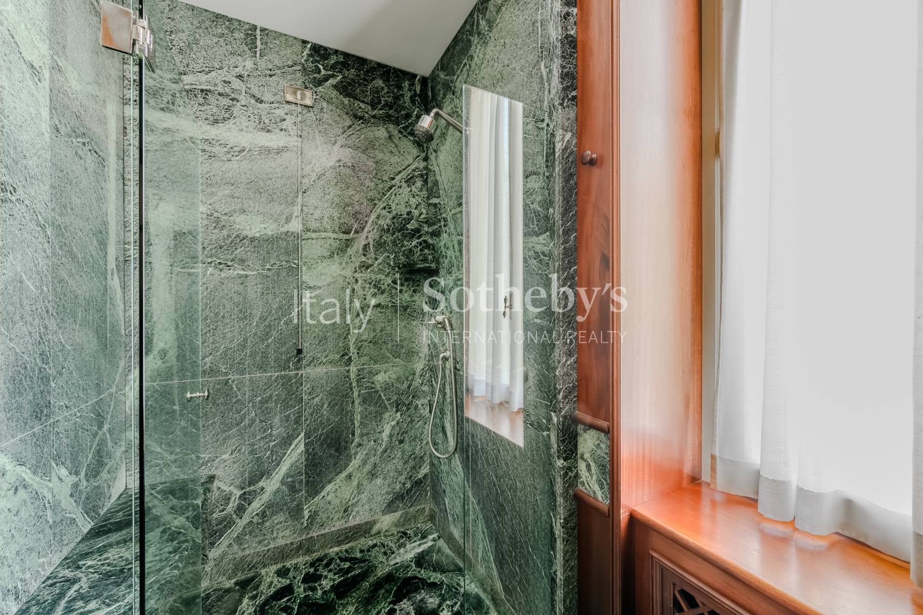  Elegant residence in the heart of Cernobbio - 物件實景