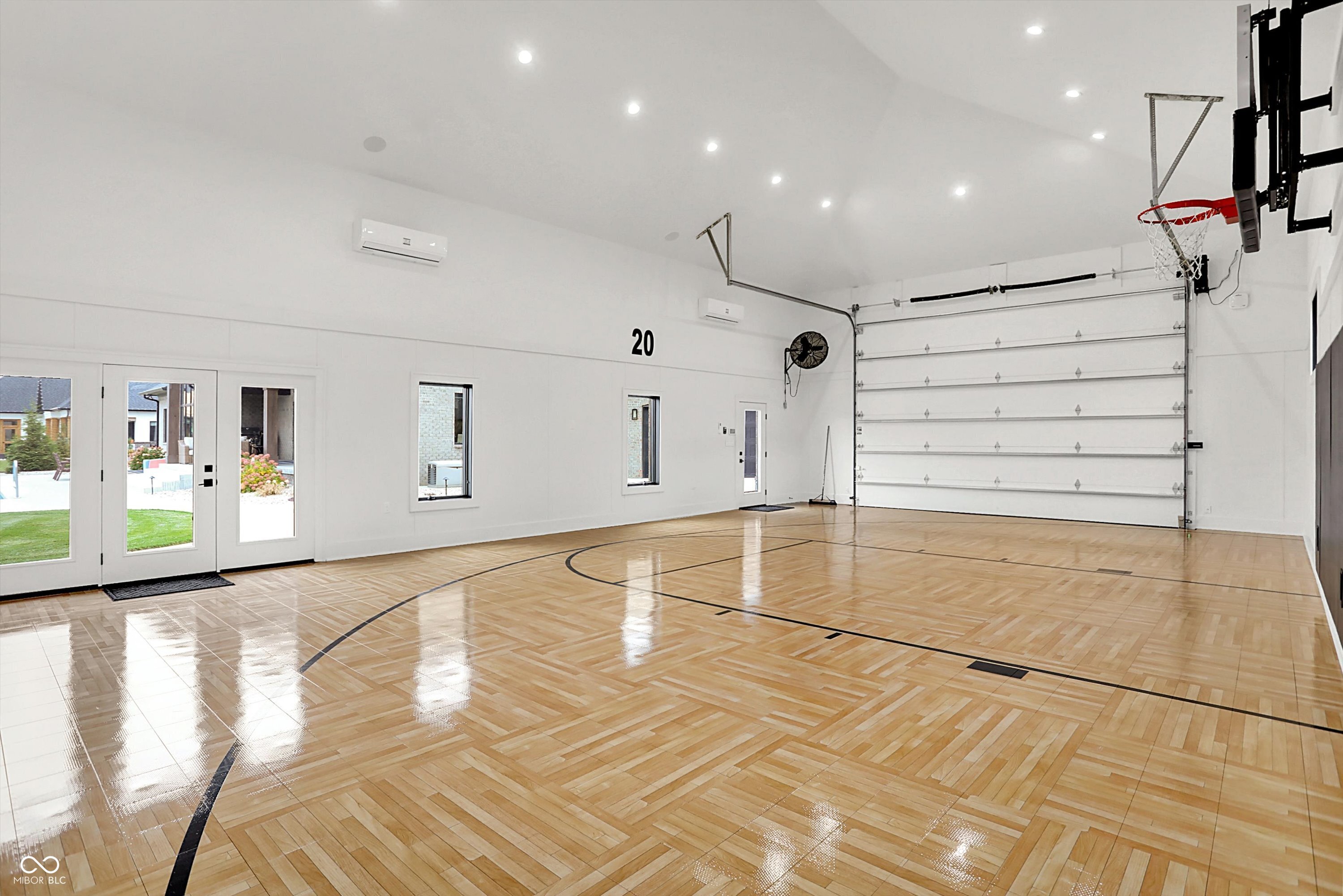 Bargersville, Indiana, 46106, United States, 5 Bedrooms Bedrooms, ,6 BathroomsBathrooms,Residential,For Sale,1983672