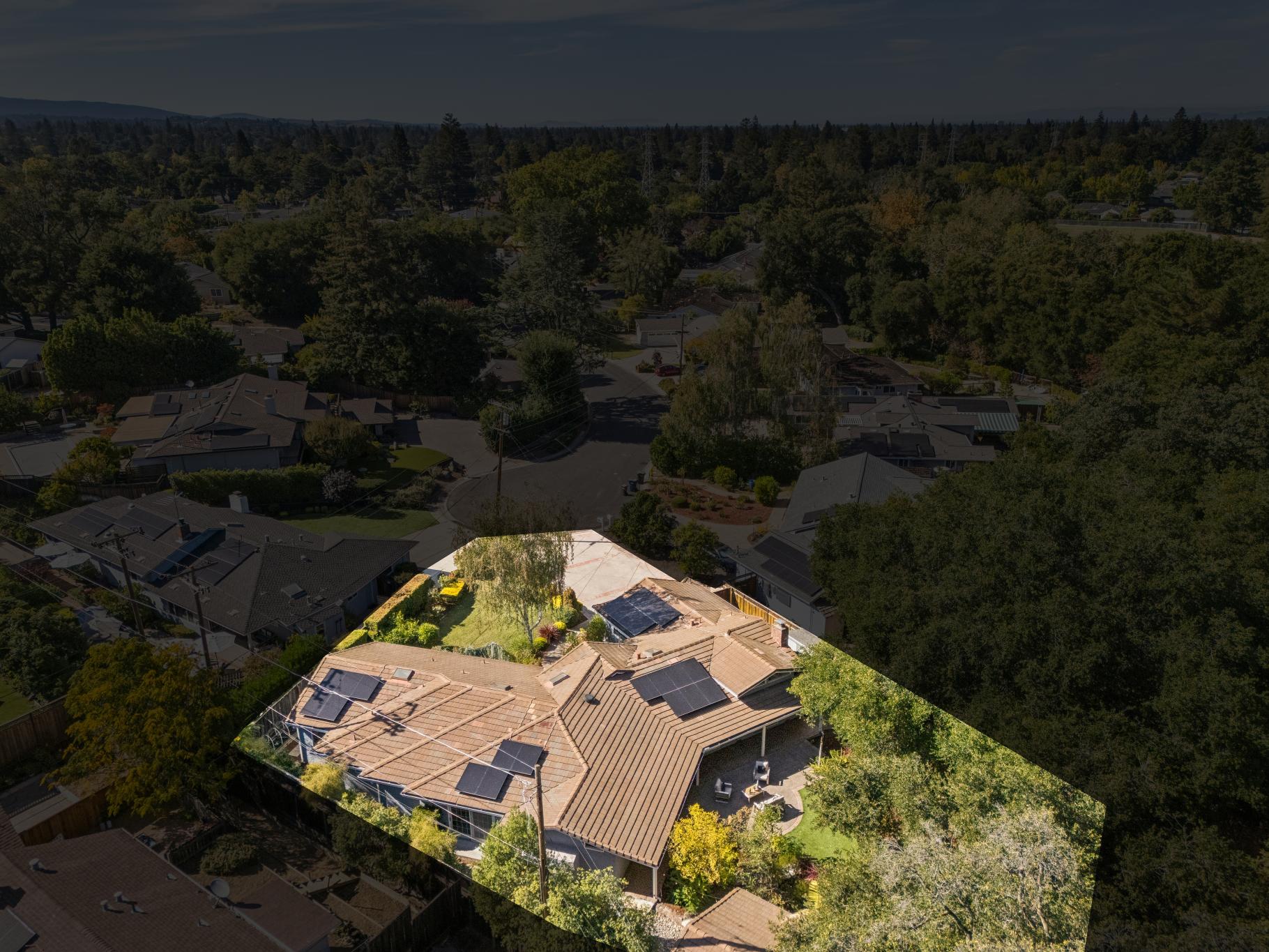  Resort-Style Home in Los Altos - 物件實景