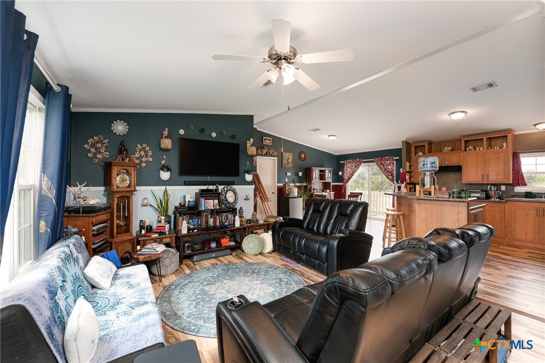 Bartlett, Texas, 76511, United States, 3 Bedrooms Bedrooms, ,2 BathroomsBathrooms,Residential,For Sale,1991211