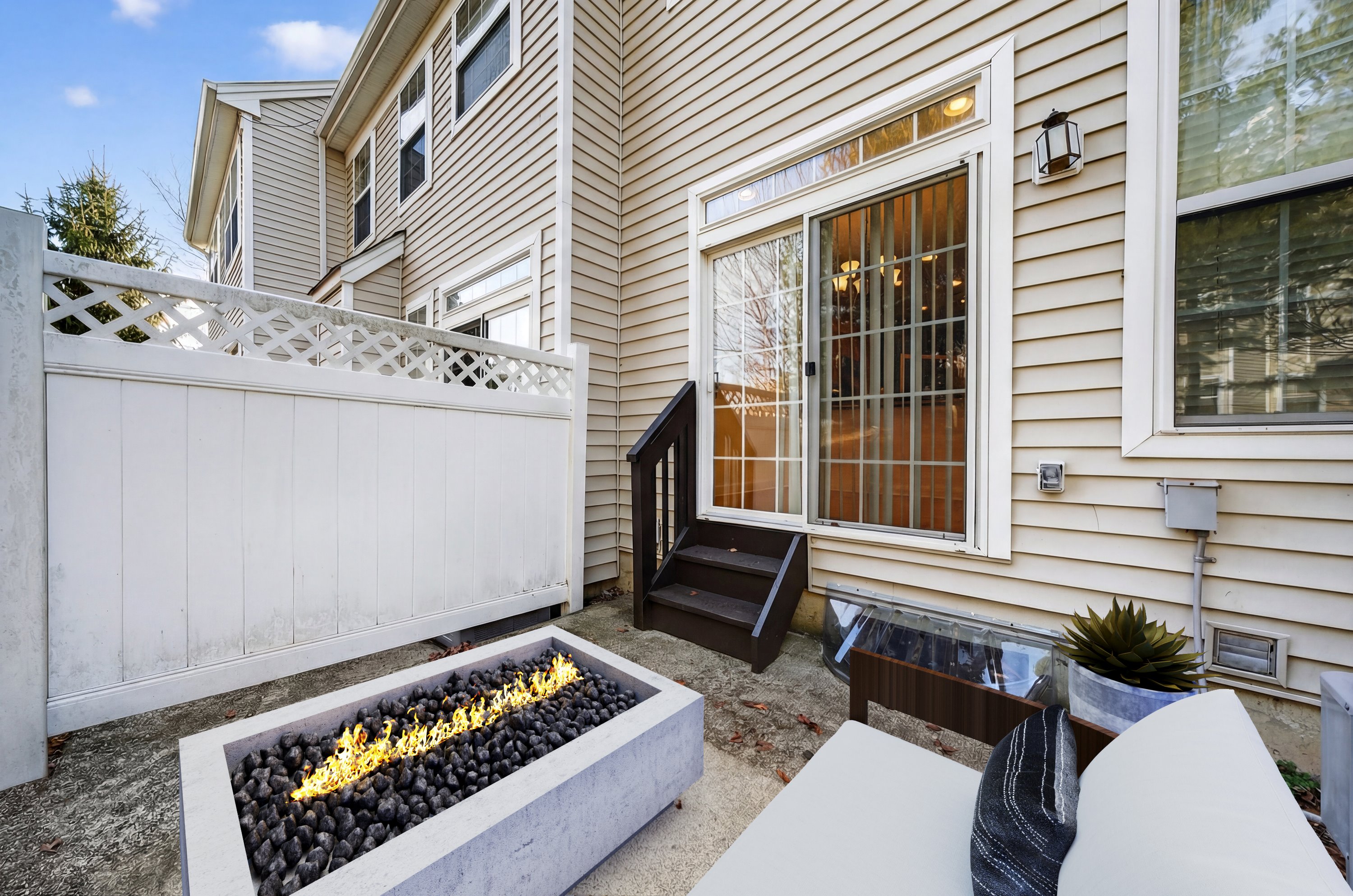 Monroe, New York, 10950, United States, 3 Bedrooms Bedrooms, ,3 BathroomsBathrooms,Residential,For Sale,2013062