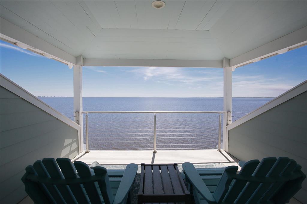 Lake Charles, Louisiana, 70607, United States, 1 Bedroom Bedrooms, ,2 BathroomsBathrooms,Residential,For Sale,2028404
