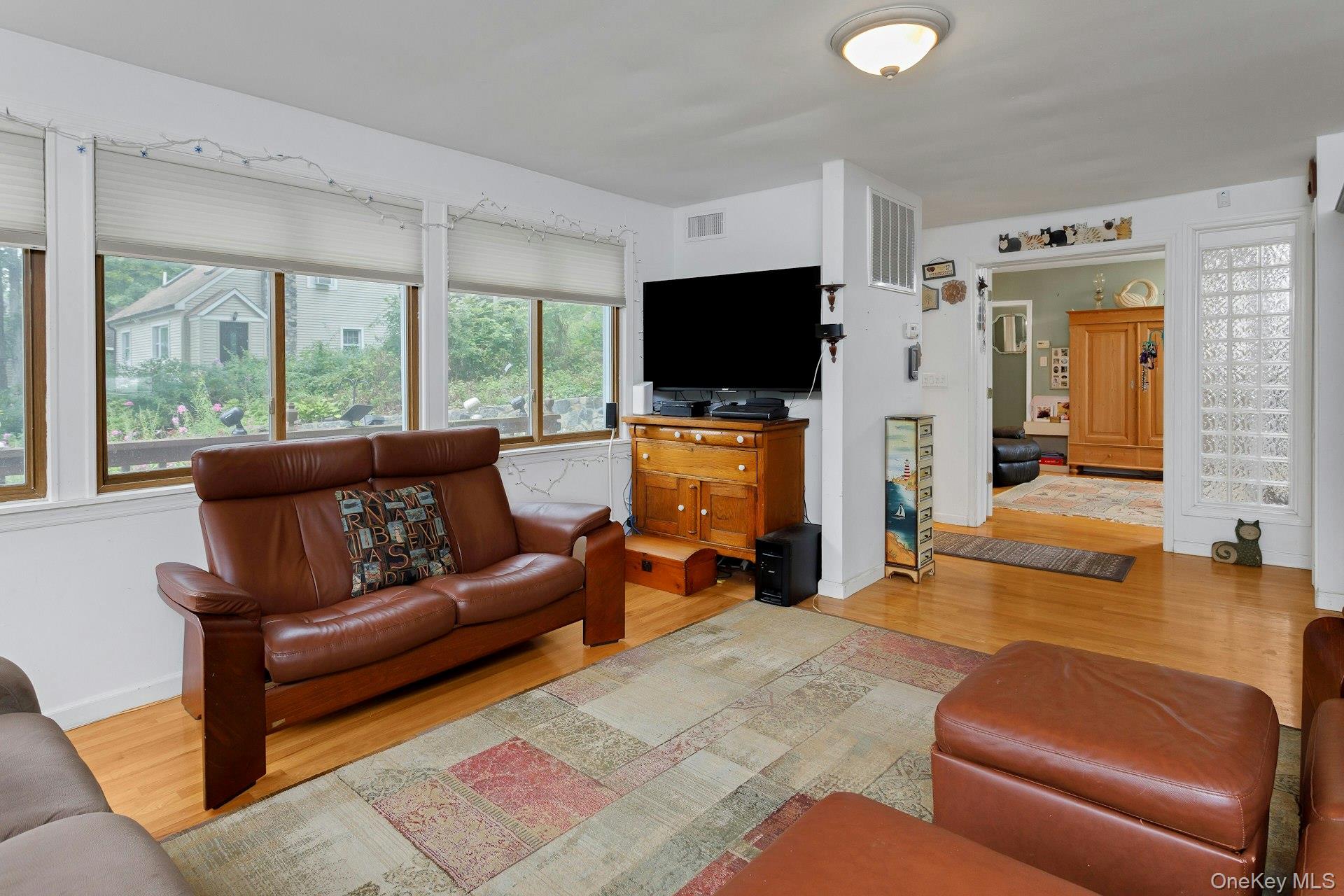 Carmel, New York, 10579, United States, 4 Bedrooms Bedrooms, ,3 BathroomsBathrooms,Residential,For Sale,1991407