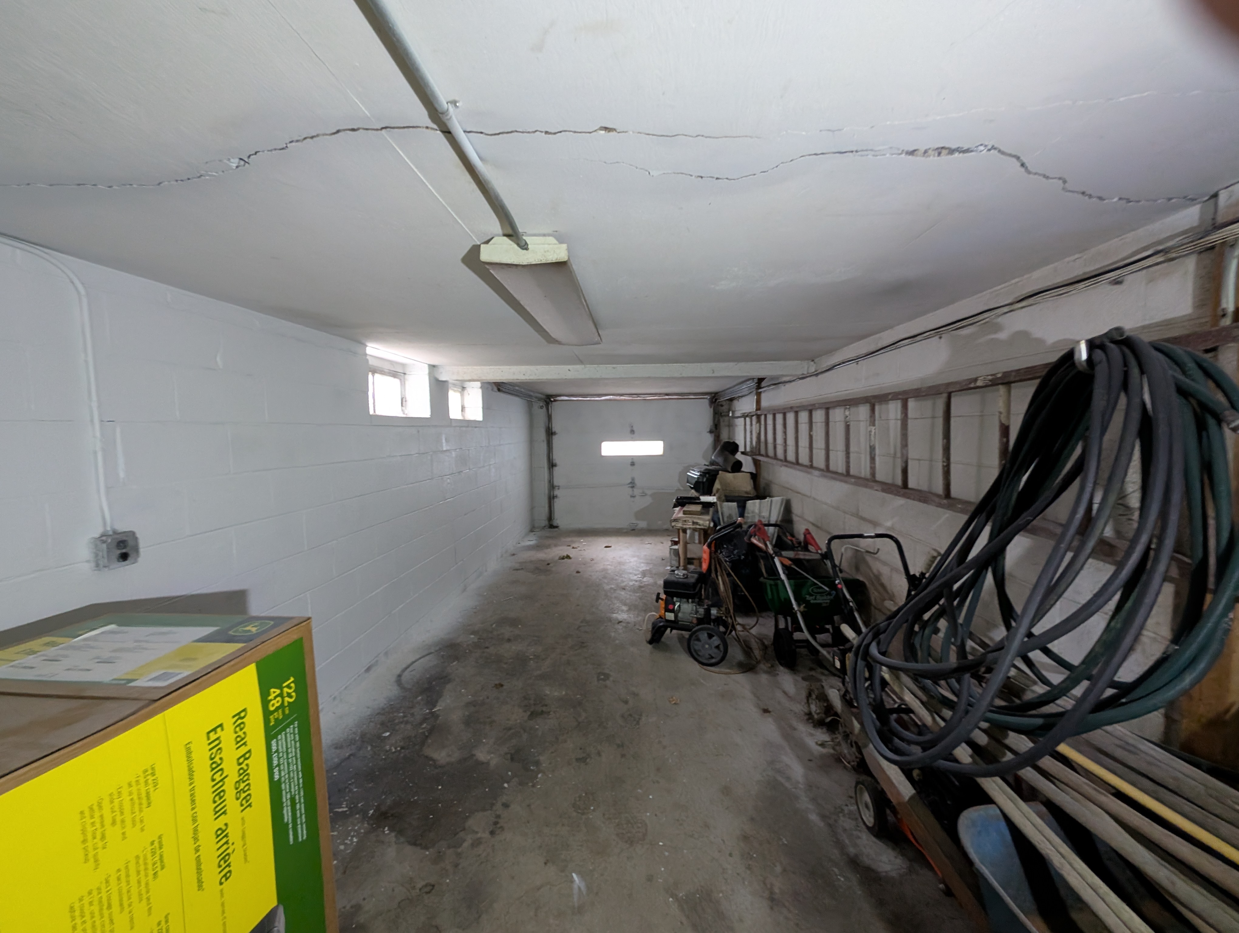 Westlake, Ohio, 44145, United States, 5 Bedrooms Bedrooms, ,3 BathroomsBathrooms,Residential,For Sale,1975327