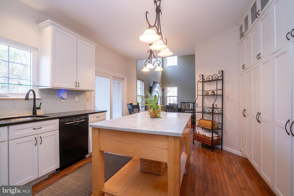 Princeton, New Jersey, 08540, United States, 4 Bedrooms Bedrooms, ,3 BathroomsBathrooms,Residential,For Sale,1943600